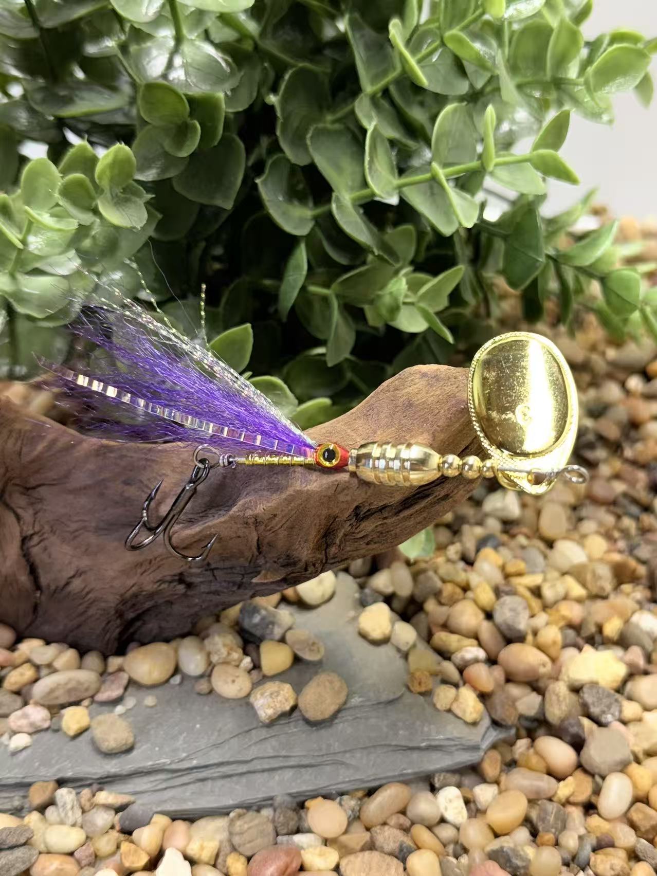 Rizing Rivers "TruFlow" Buck Tail Spinner (Violet Purple)
