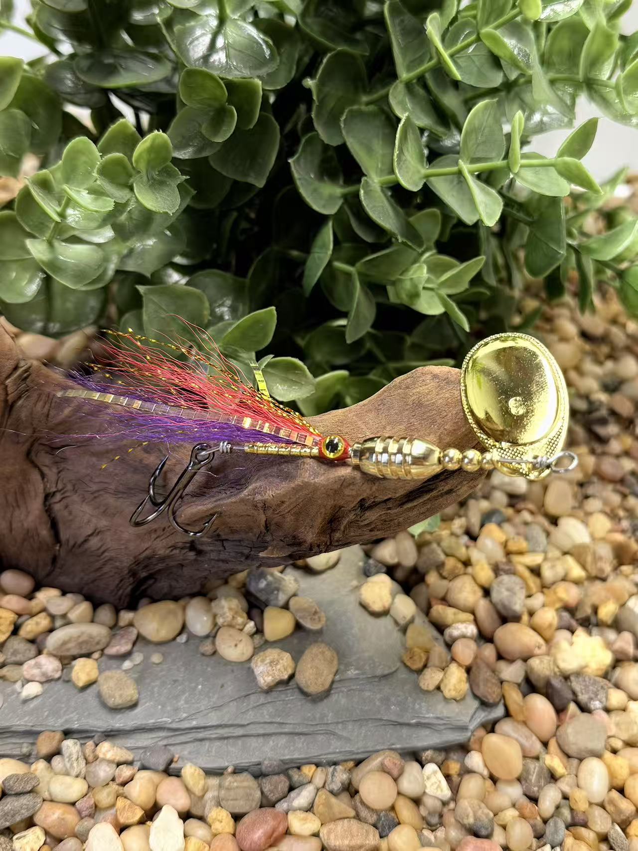 Rizing Rivers "TruFlow" Buck Tail Spinner (Red/Violet Purple)