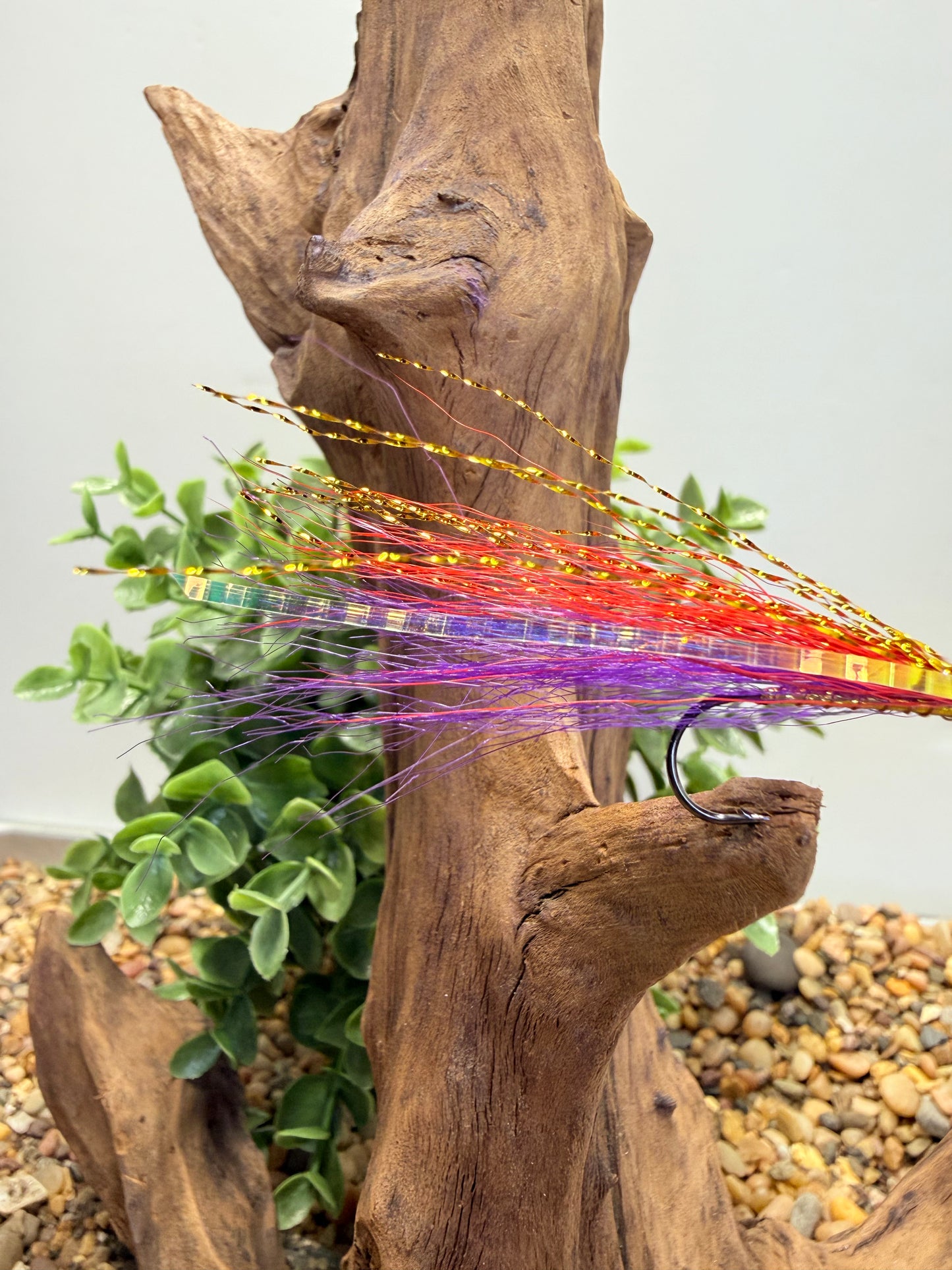 5 Pcs Rizing Rivers Premium Bucktail Flies (Red/Violet Purple)