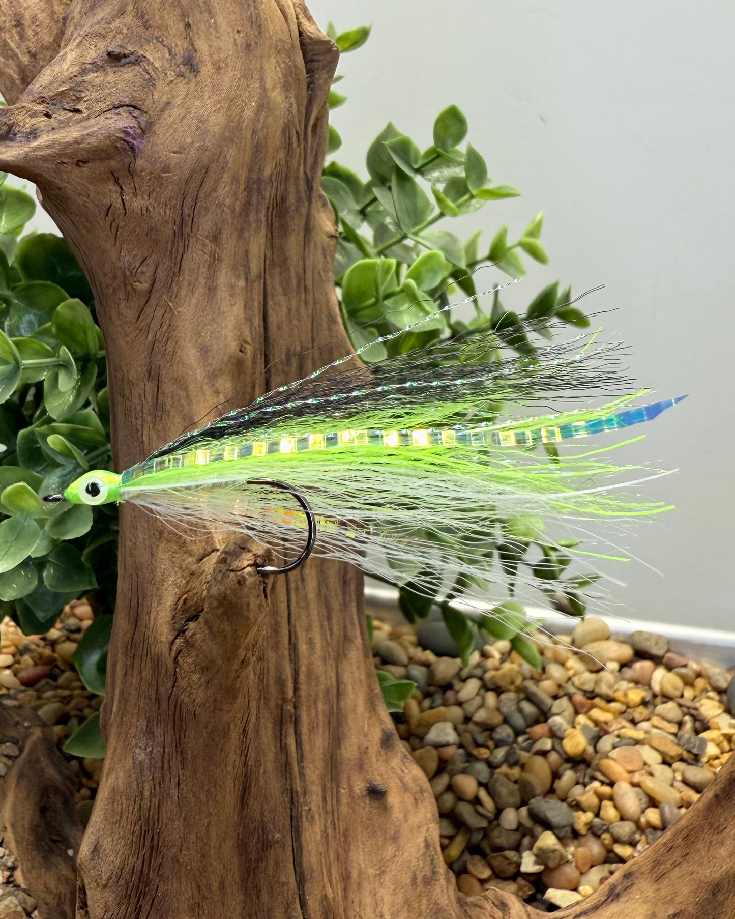 5 Pcs Rizing Rivers Premium Bucktail Flies (Glow Series – Chartreuse) – Glow in the Dark Flies for Night or Low-Light Fishing