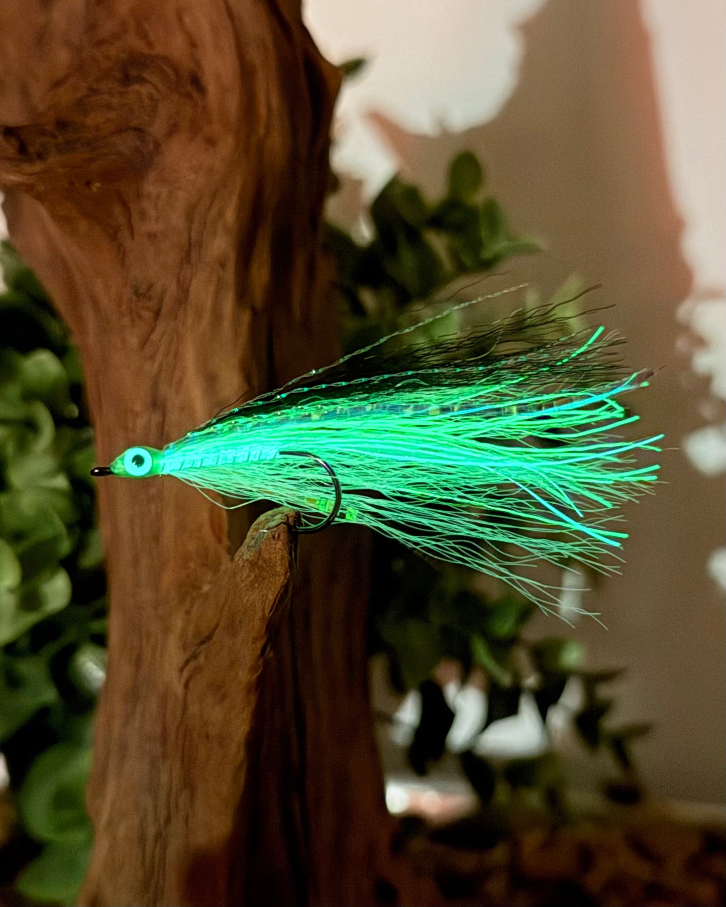 5 Pcs Rizing Rivers Premium Bucktail Flies (Glow Series – Chartreuse) – Glow in the Dark Flies for Night or Low-Light Fishing