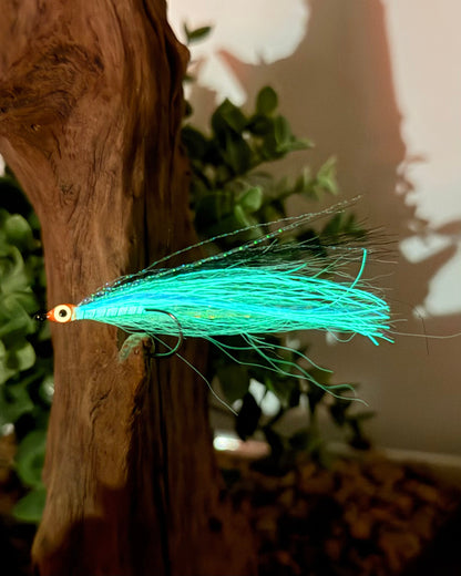 5 Pcs Rizing Rivers Premium Bucktail Flies (Glow Series – Bleeding Shad) – Glow in the Dark Flies for Night or Low-Light Fishing