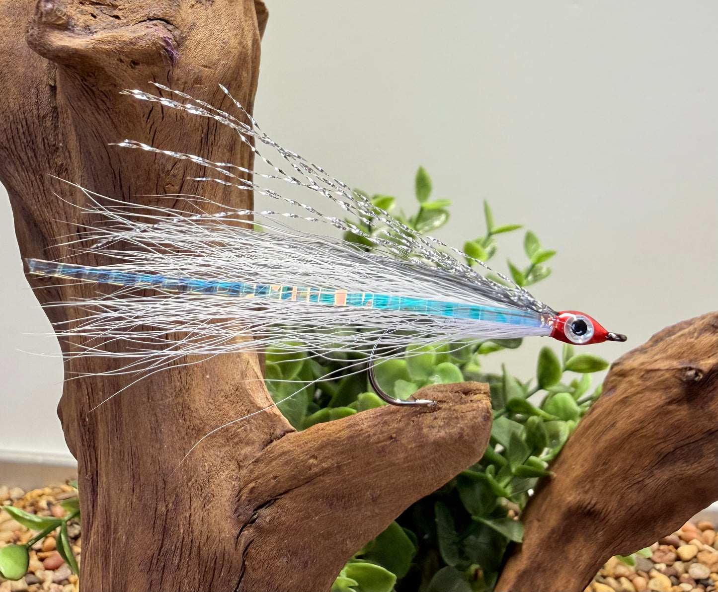 5 Pcs Rizing Rivers Premium Bucktail Flies (Bleeding Shad)