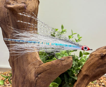 5 Pcs Rizing Rivers Premium Bucktail Flies (Bleeding Shad)