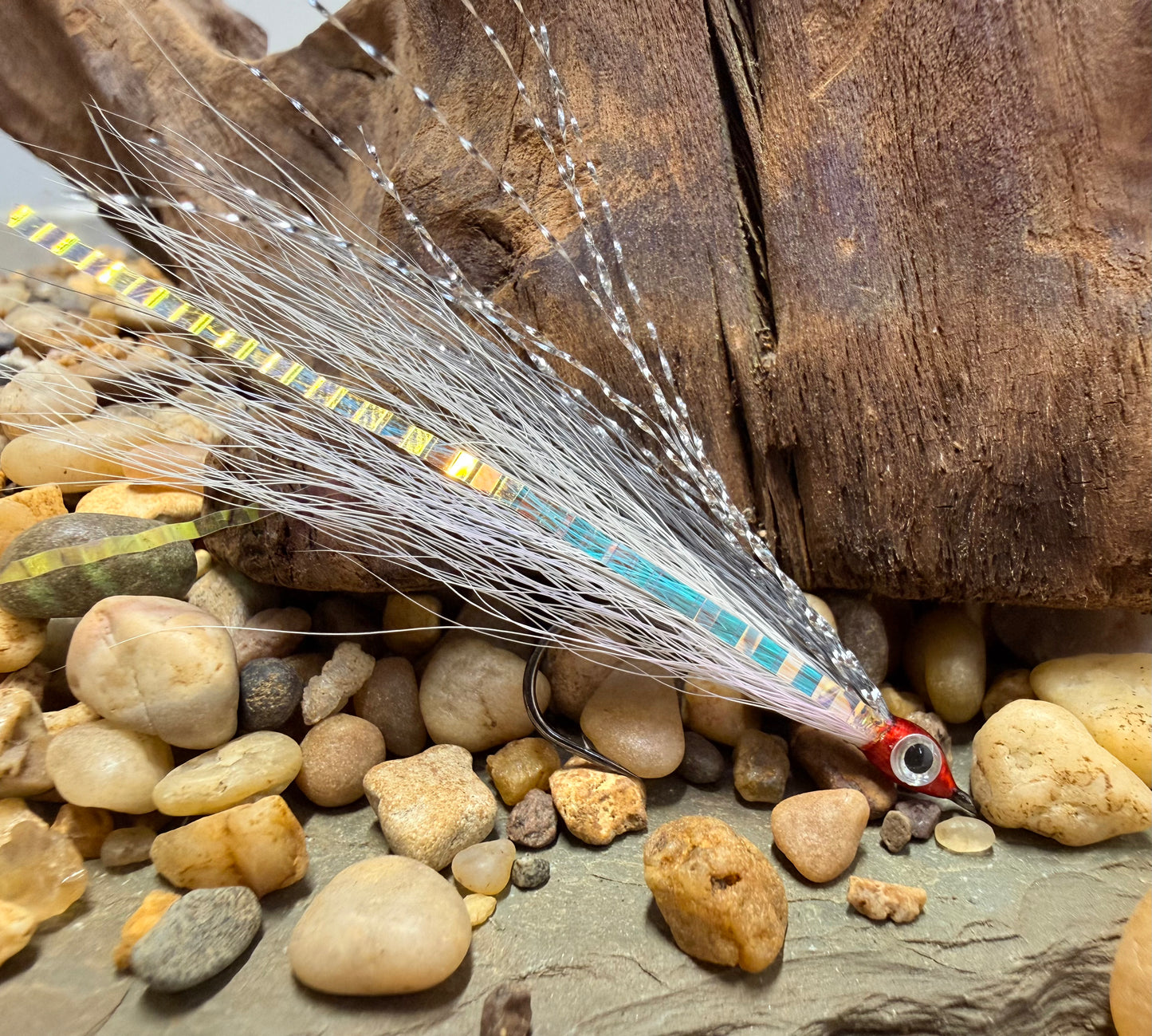 5 Pcs Rizing Rivers Premium Bucktail Flies (Bleeding Shad)